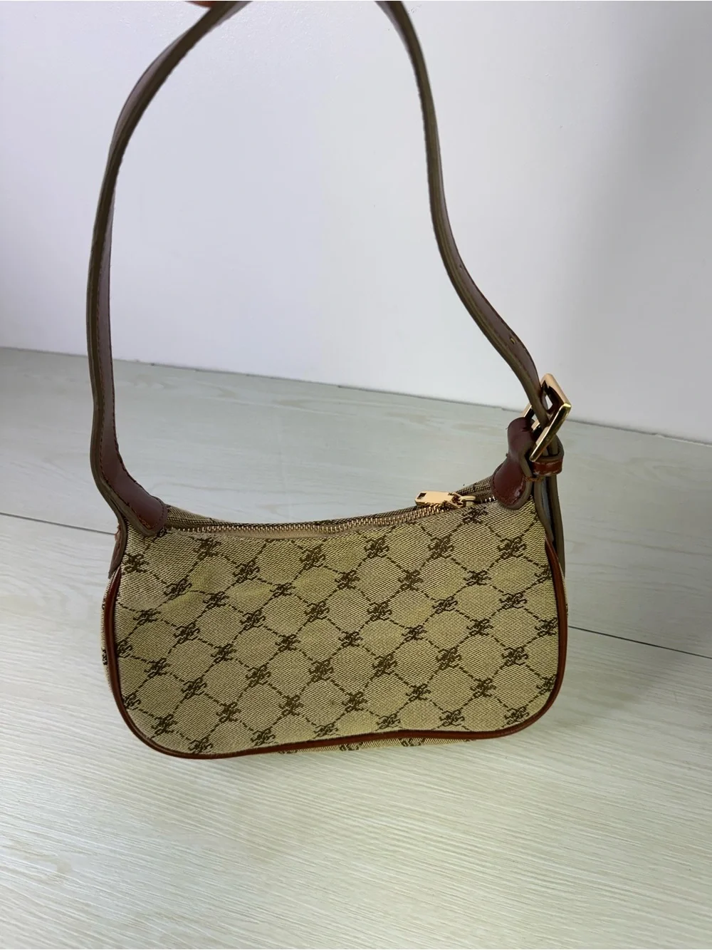 MANGO Logo Print Shoulder Bag in brown jacquard monogram - Picture 2 of 10
